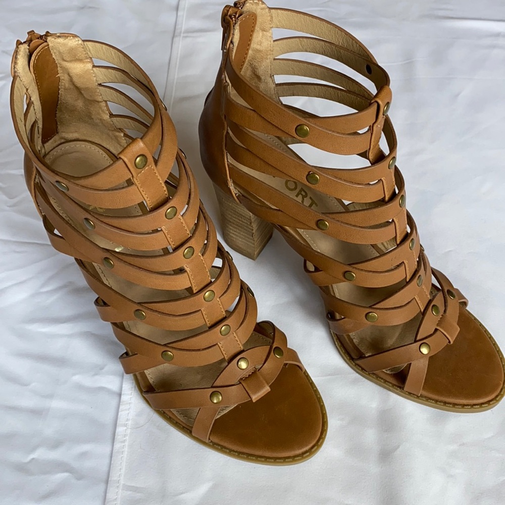 Report tan strappy heels size 8